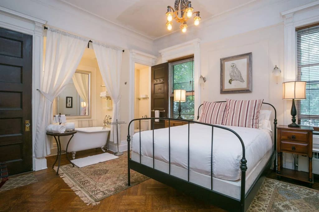 Lefferts Manor Bed and Breakfast - photo 4