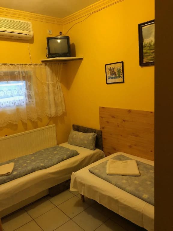 Sashalom Hotel - photo 6