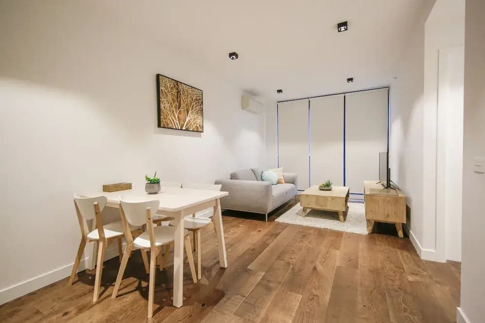 Wisdom Apartments in Doncaster - photo 2