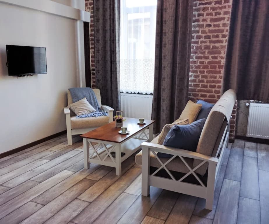 Cozy Studios on Freedom Square - photo 4