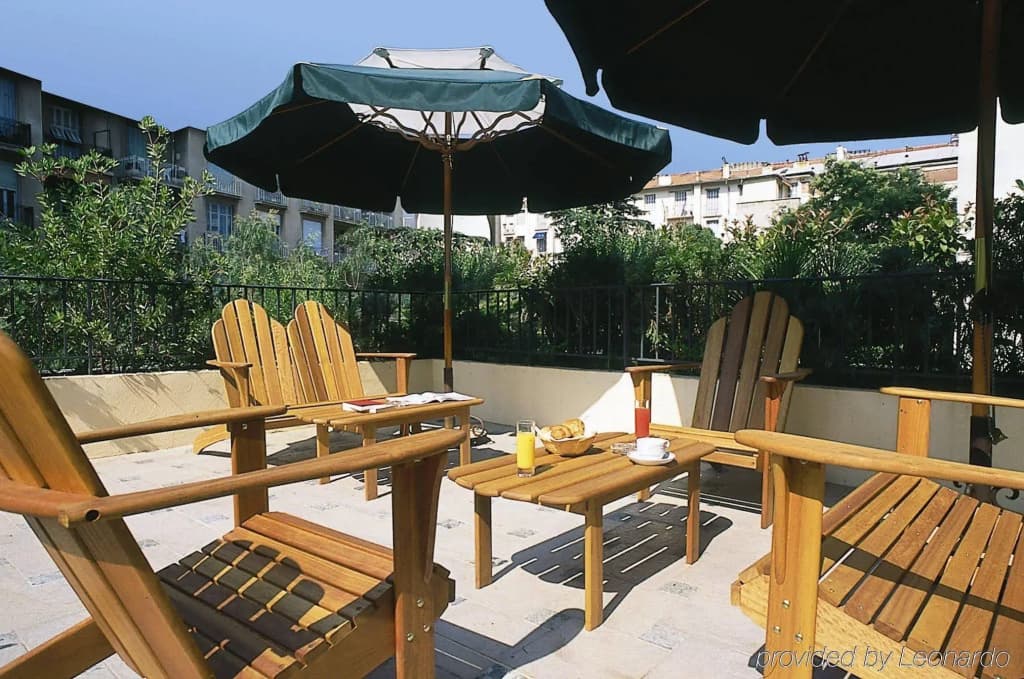 Hotel les Cigales - photo 12