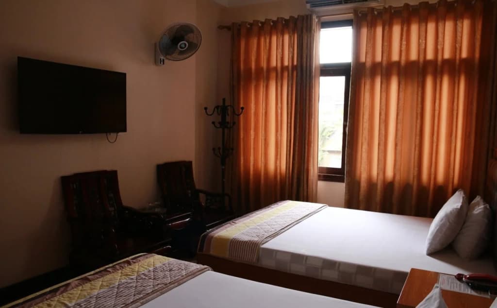 Van Nam Hotel - photo 6