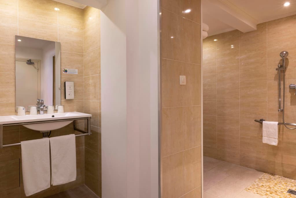 Hotel Chatillon Paris Montparnasse - photo 33