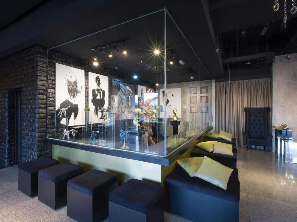 The Hulo Hotel Gallery - photo 31