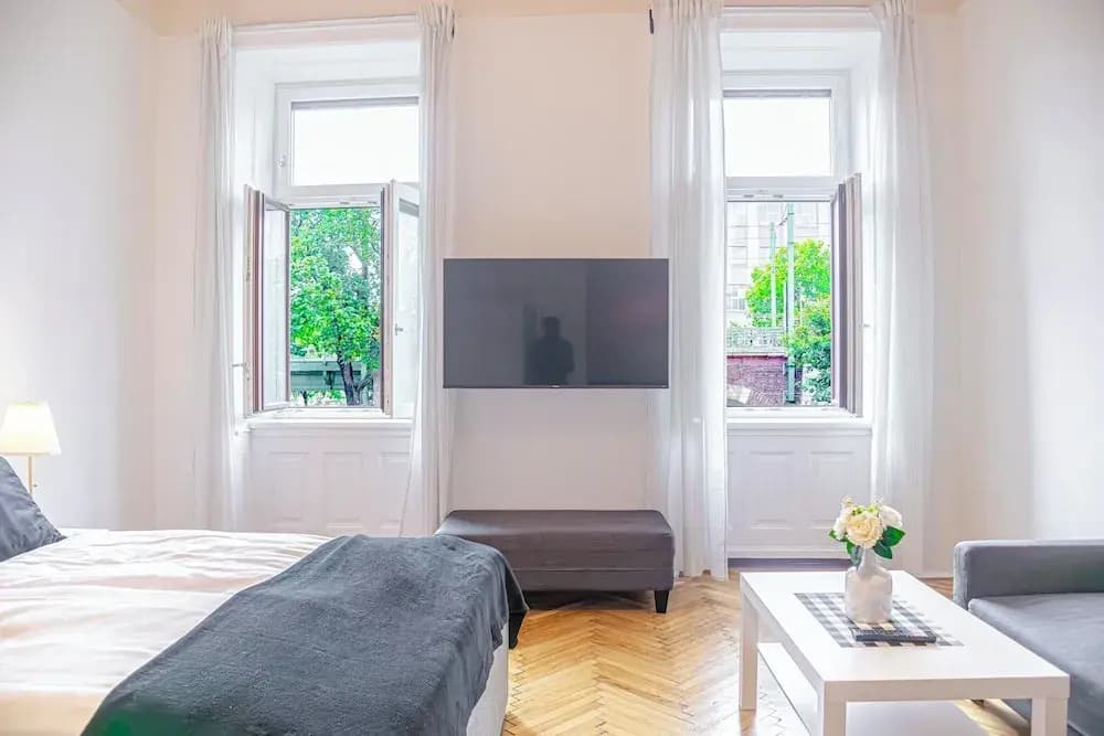 Comfy City Apartment Near AKH Hospital - photo 8