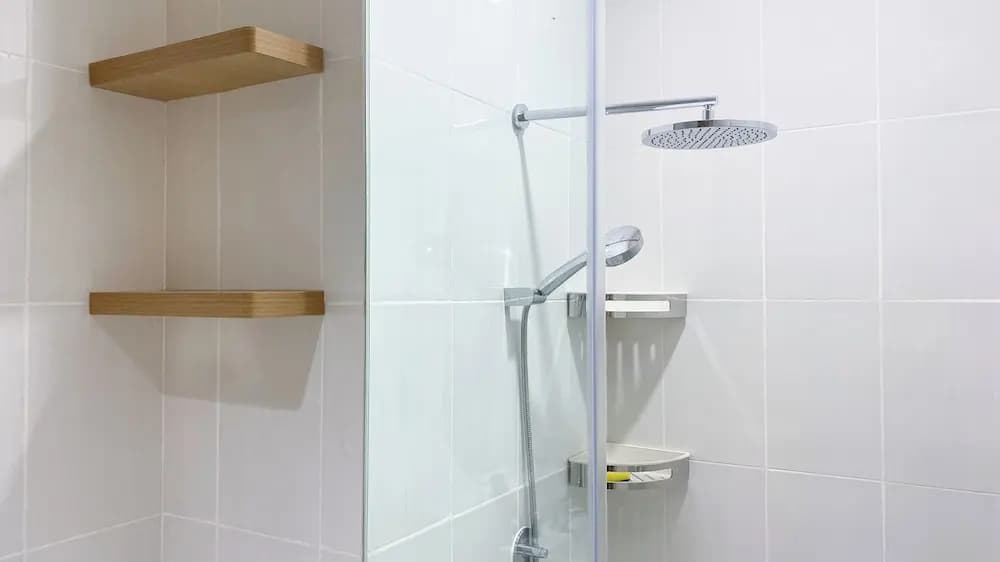 Nice And Comfortable 2Br At Samara Suites Apartment - photo 17