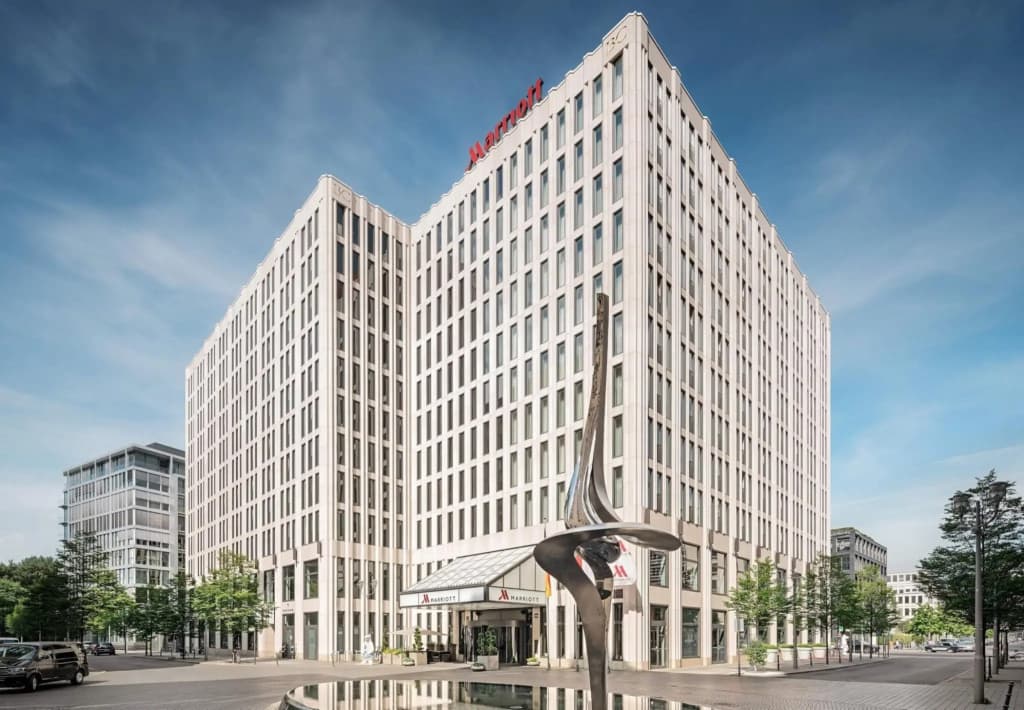 Berlin Marriott Hotel - photo 22
