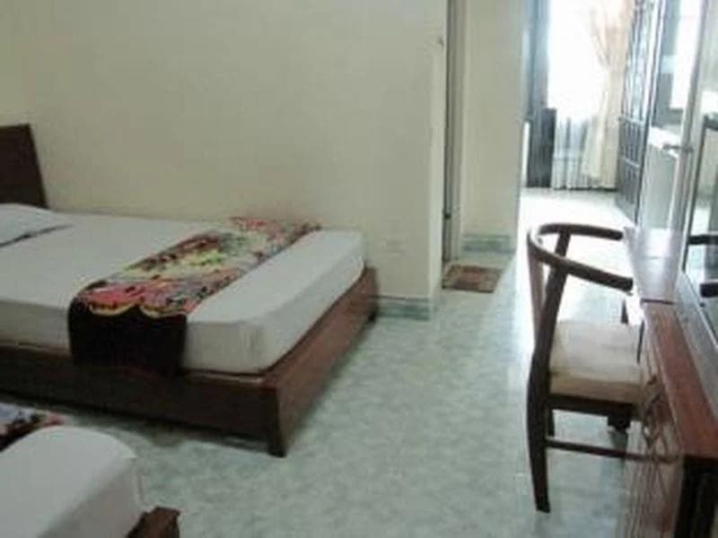 Ha Binh Hotel - photo 4