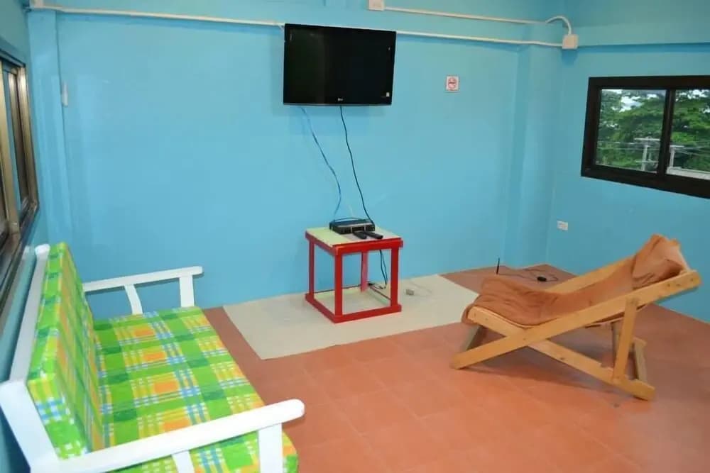 Baan Smile Hostel - photo 10