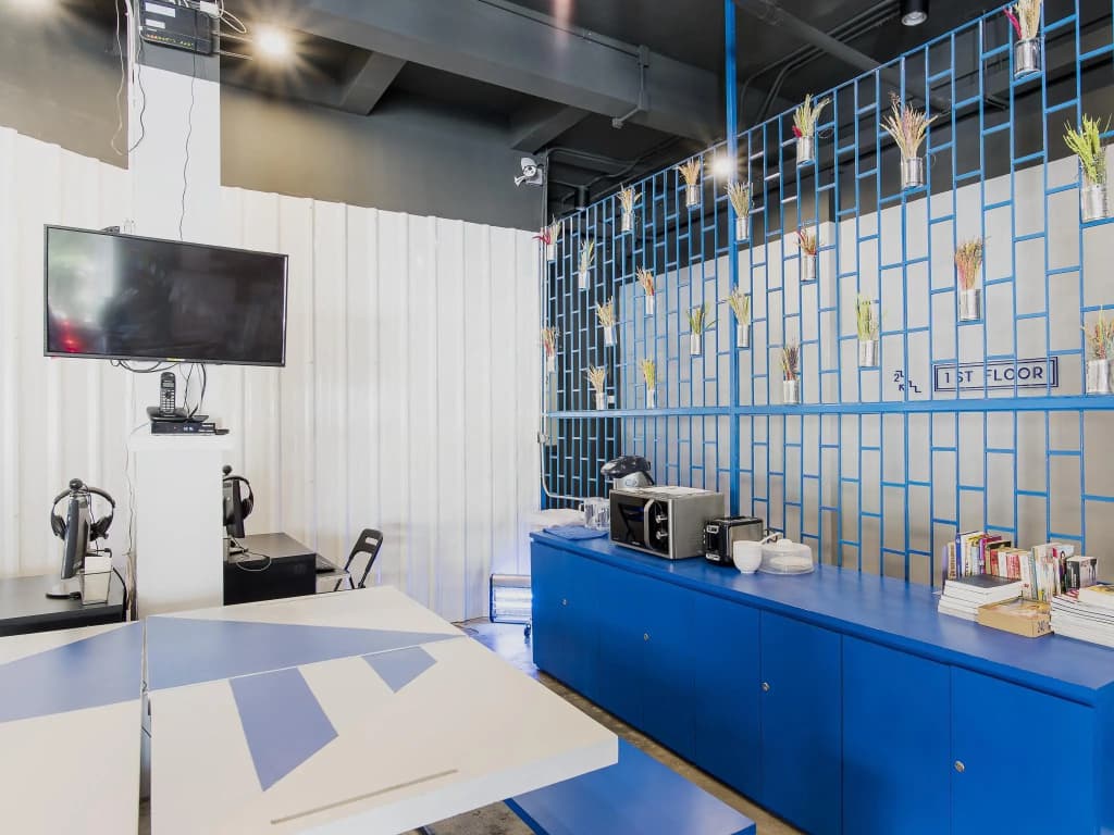 Loftel Station Hostel - photo 18