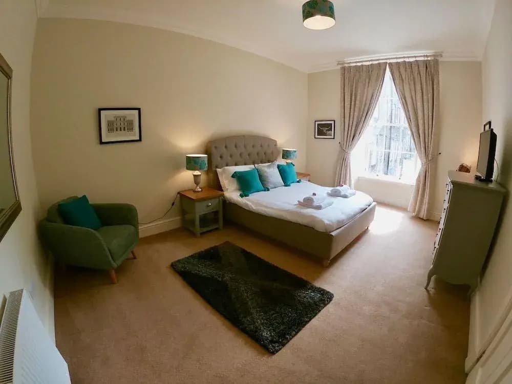 Escape To Edinburgh @ Broughton Place - photo 3