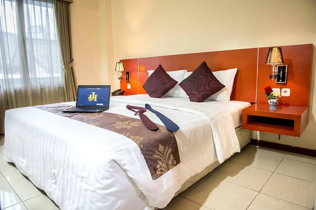 Jusenny Hotel - photo 7