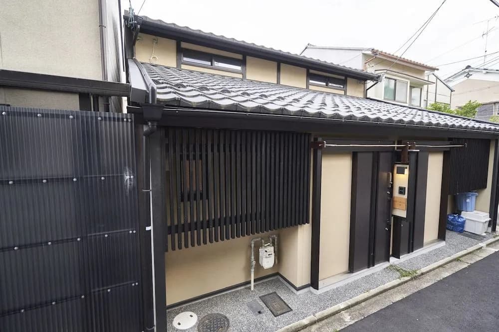 Kitano Tenmangu - photo 1
