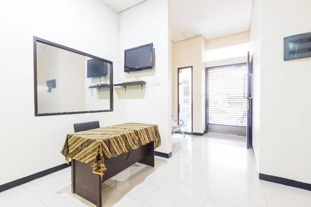 OYO 1435 Residence 446 - photo 11