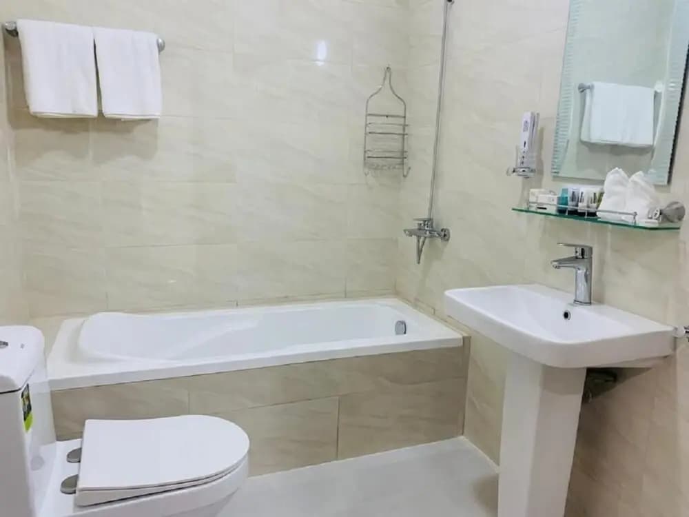 Chelsea Gardens Apartment - photo 8
