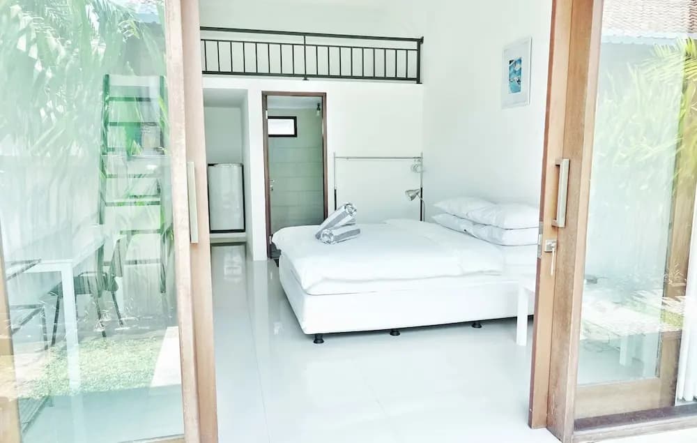 Canggu Beach Inn - photo 6