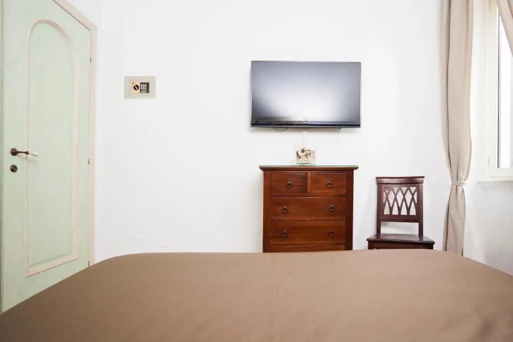 Tritone 91 Apartments - photo 3