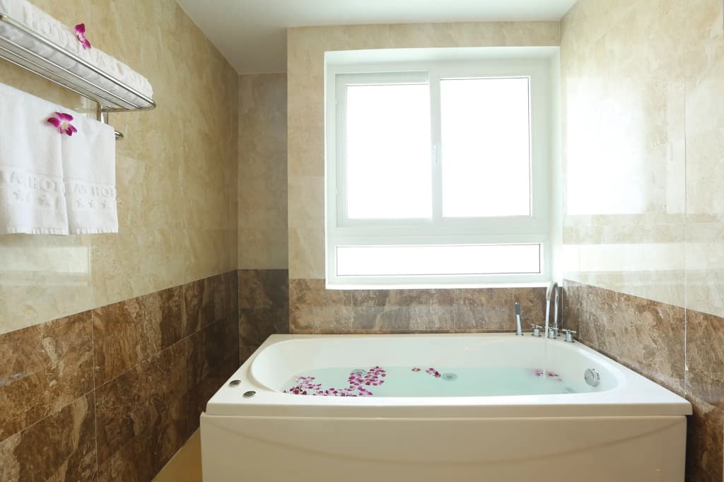 Titan Hotel - photo 10
