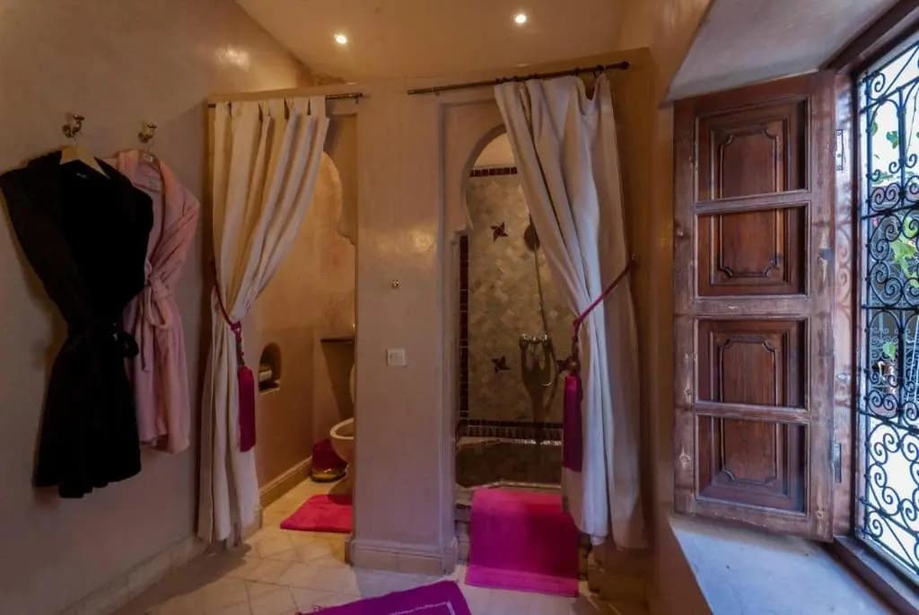Room in BB - Riad Anabel - Rose Suite - photo 4