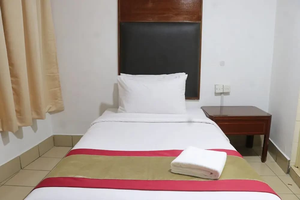 Hotel Seri Putra - photo 8