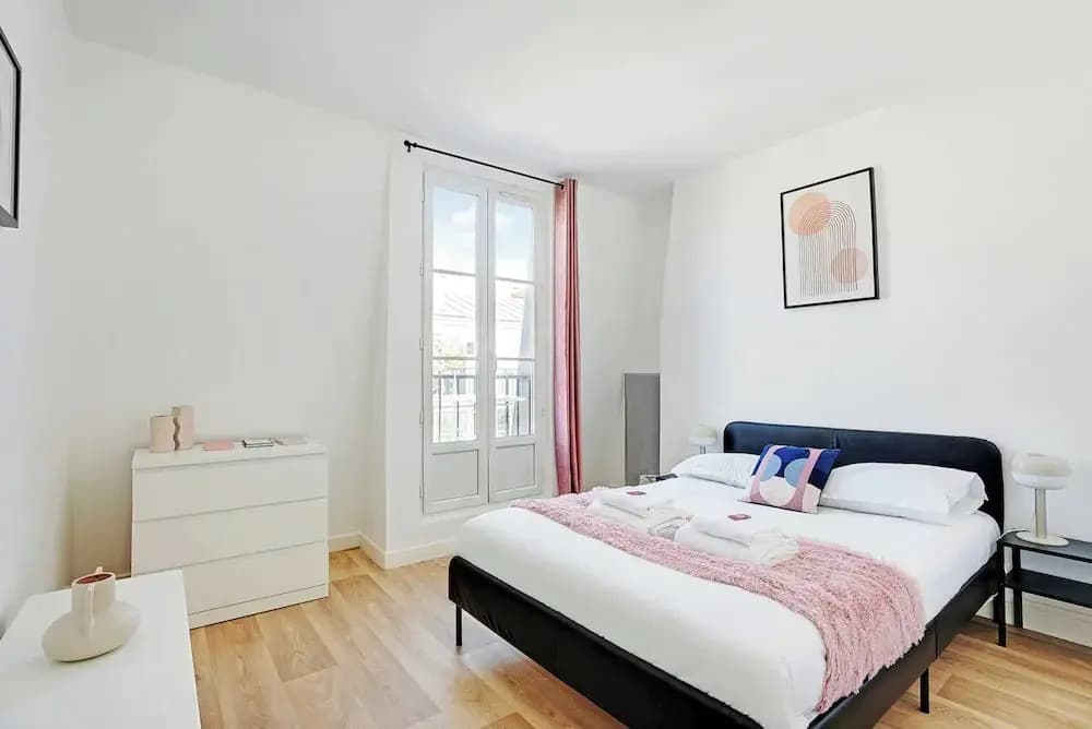Modern Apartment - 2br/4p - Sacre-coeur - photo 1