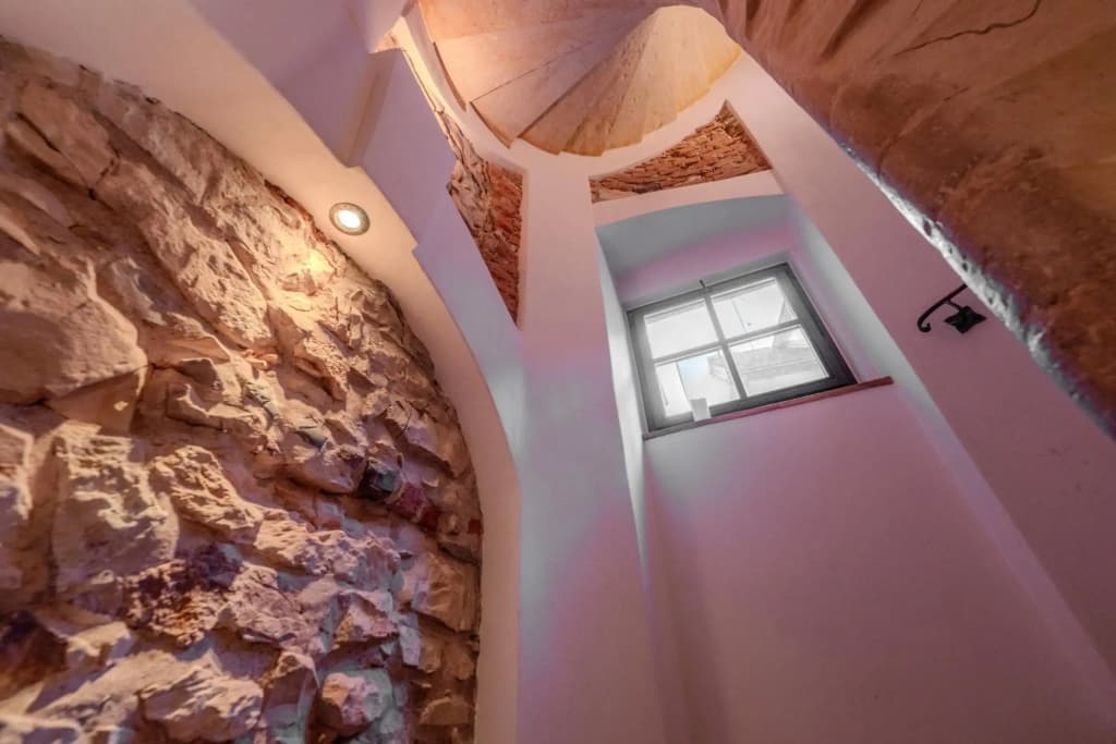 Unique Prague Apartment - photo 7