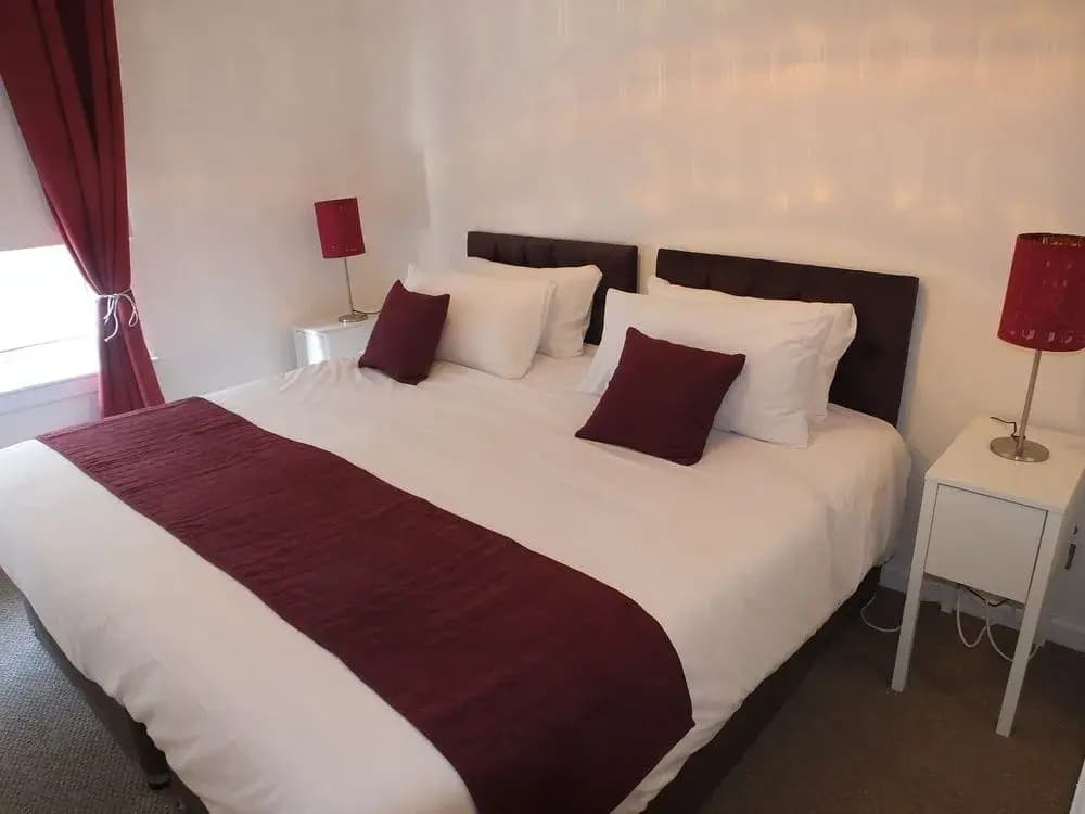 Edinburgh Pearl Apartments - Lochrin Place - photo 1
