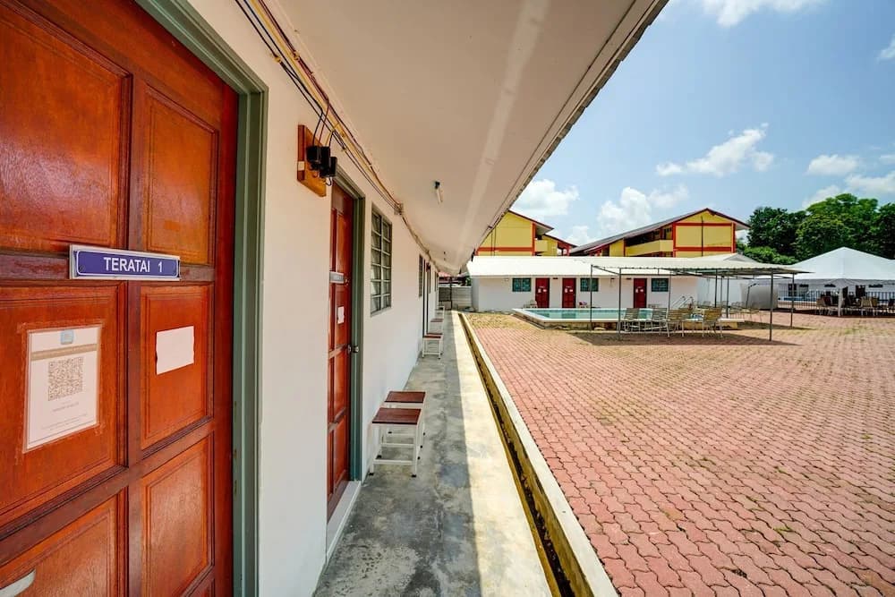 Capital O 90423 Teratai Chalet - photo 12