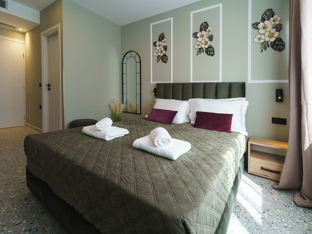 Ernest Suites Psiri - photo 6