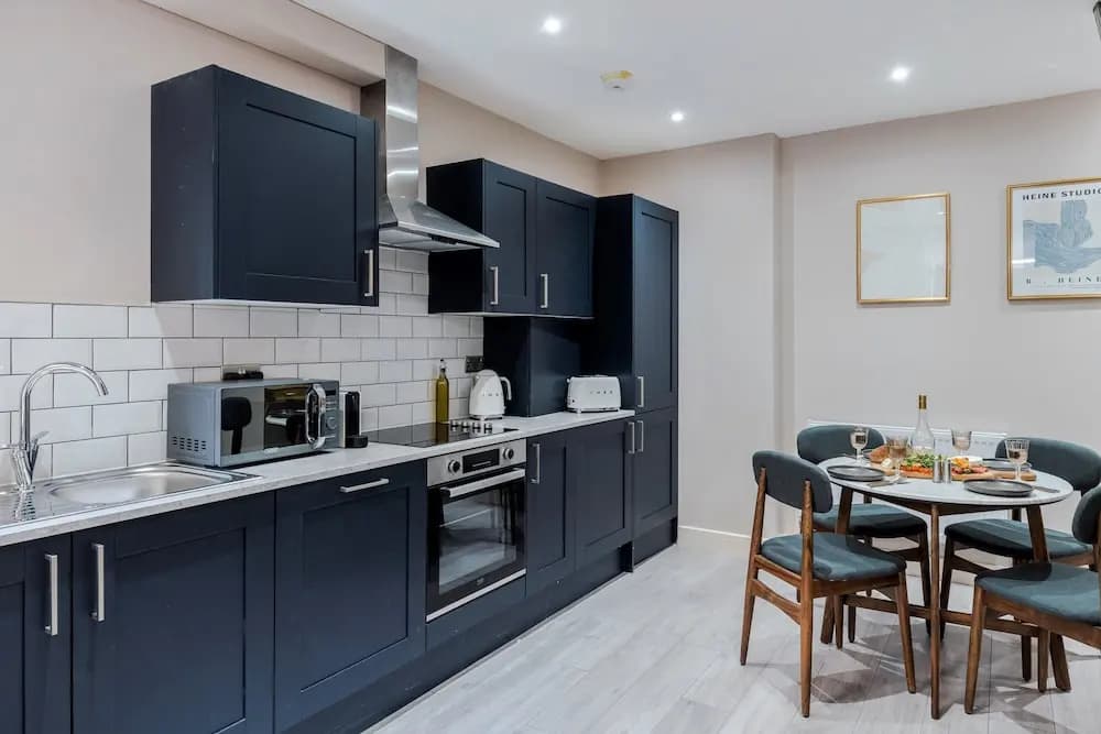 Your Apartment Shepherd's Bush - photo 32