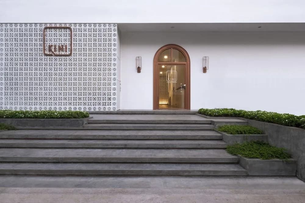 KINI Luxury Capsule - Hostel - photo 1