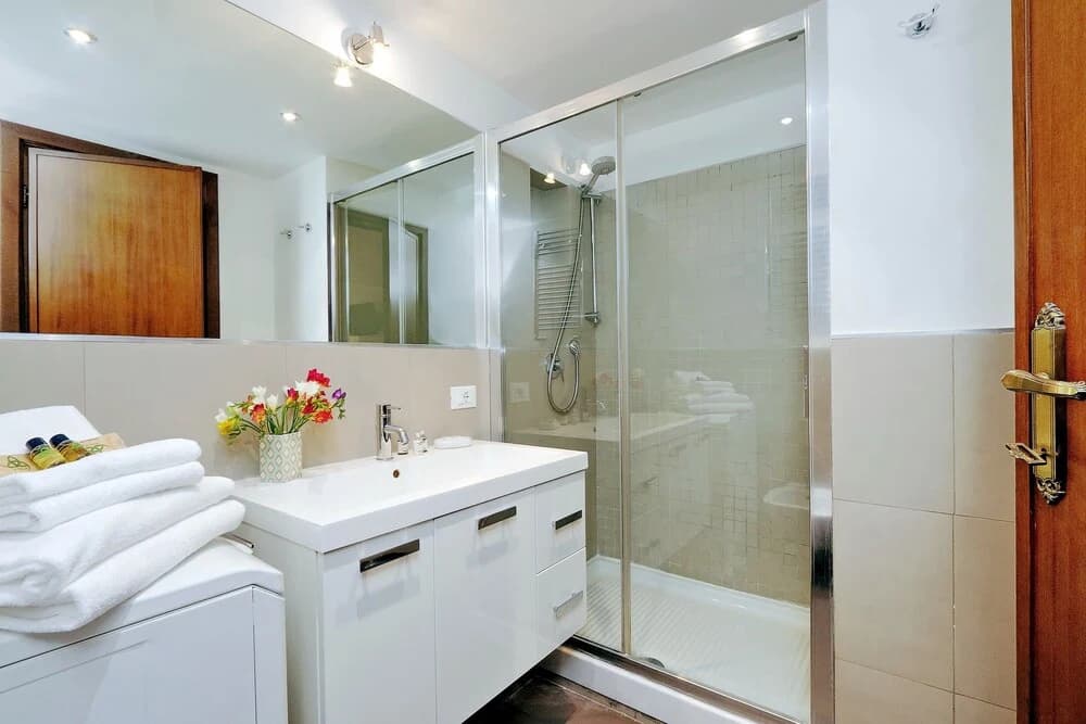 Rome Accommodation - Giulio Cesare - photo 9