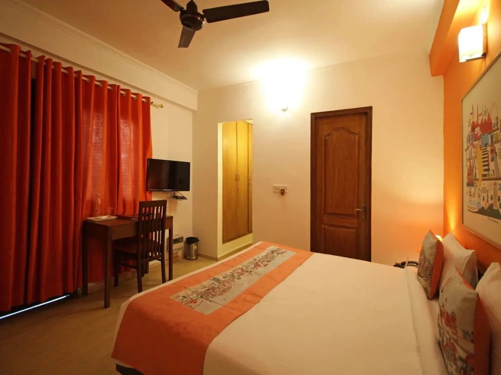 OYO Flagship 592 Hauz Khas Village - photo 3