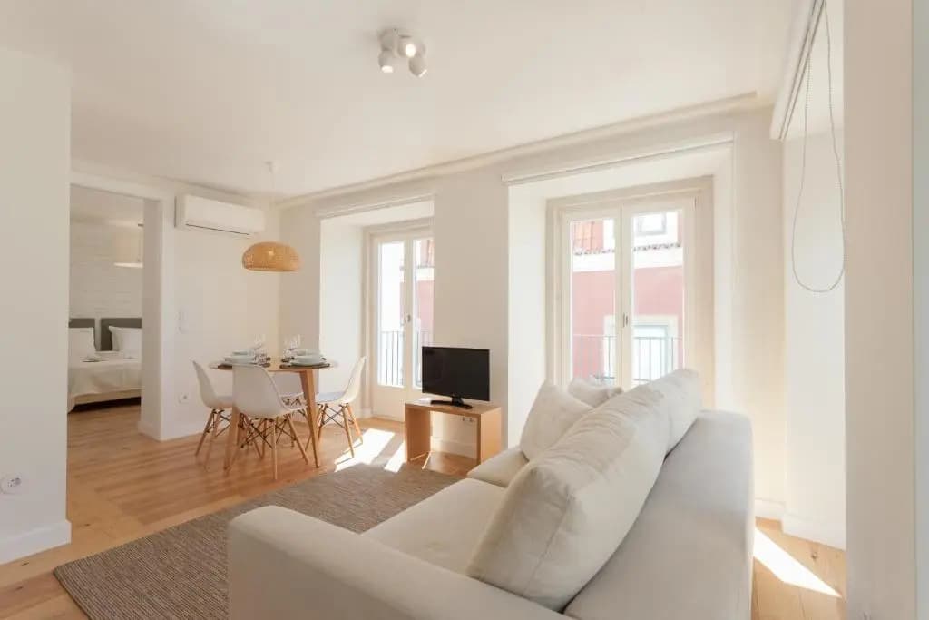 FLH Portas do Sol Cozy Flat - photo 6