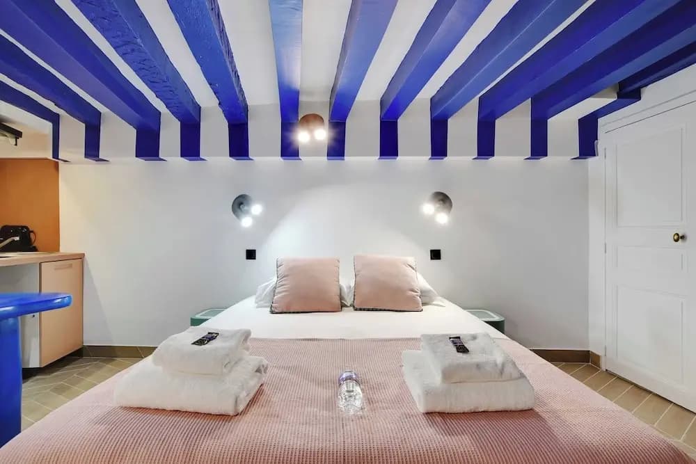 Studio for 2 People in Rivoli - photo 7