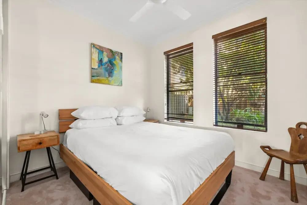 Elegant Stay in Balmain With Pool Access - photo 2