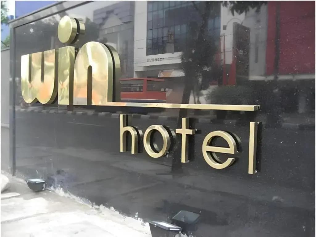 Win Hotel Blok M - photo 23
