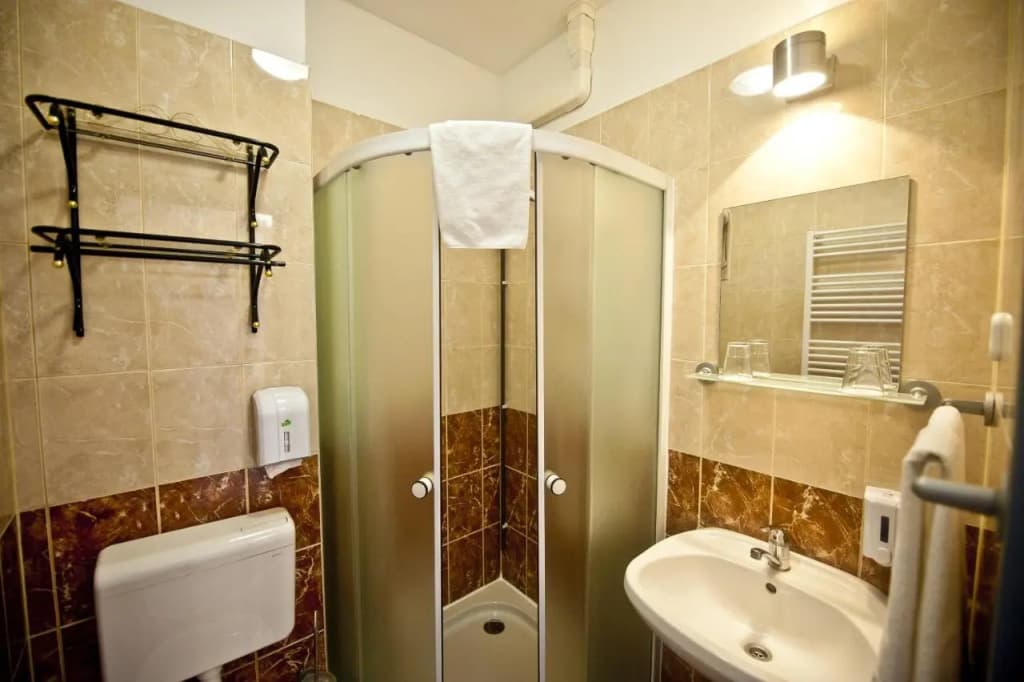 Canada Hotel - photo 28