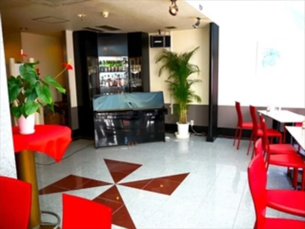 Arrow Hotel in ShinsaiBashi - photo 8