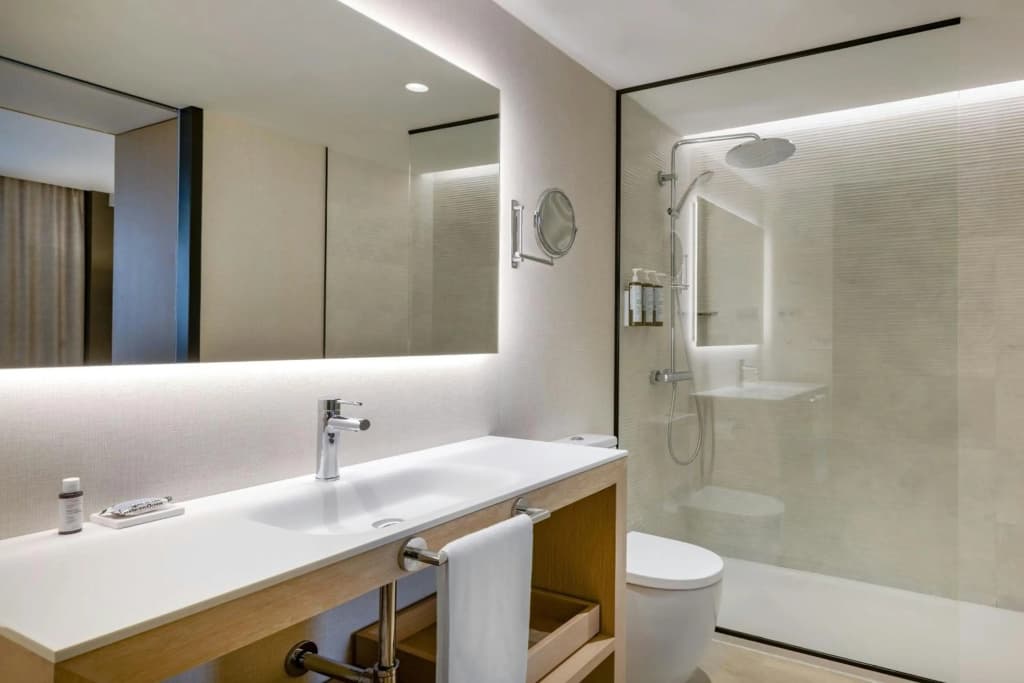 AC Hotel Victoria Suites by Marriott - photo 11
