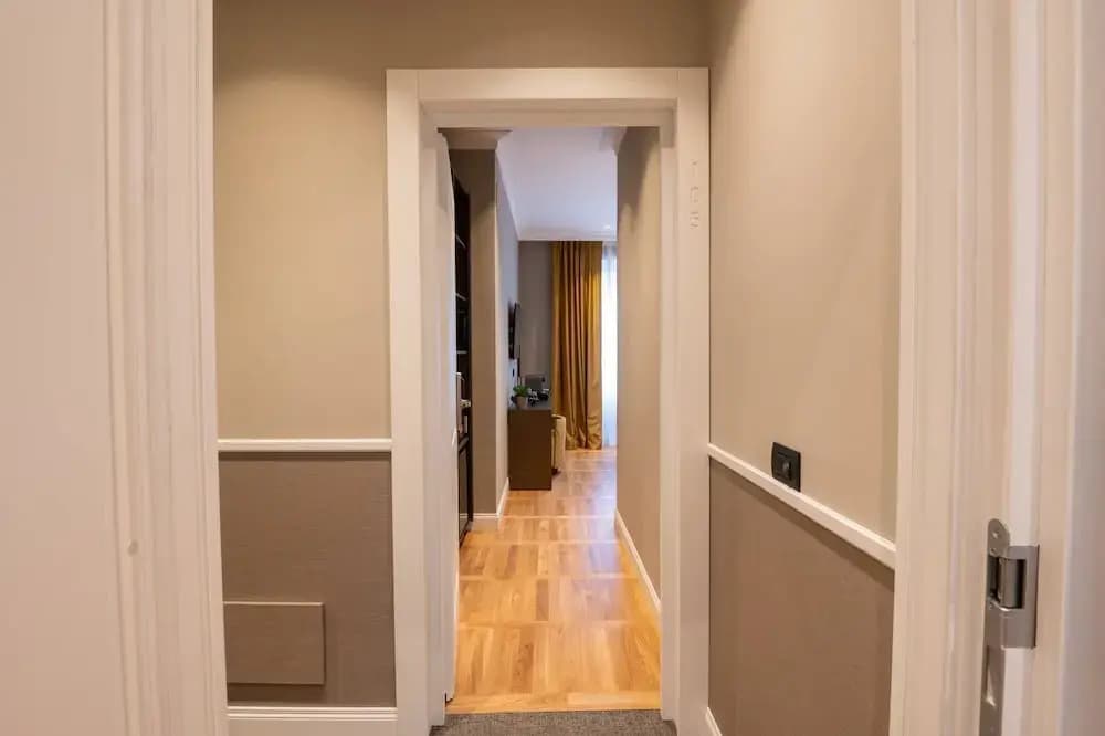 DOMUS 213 Guest House - photo 11