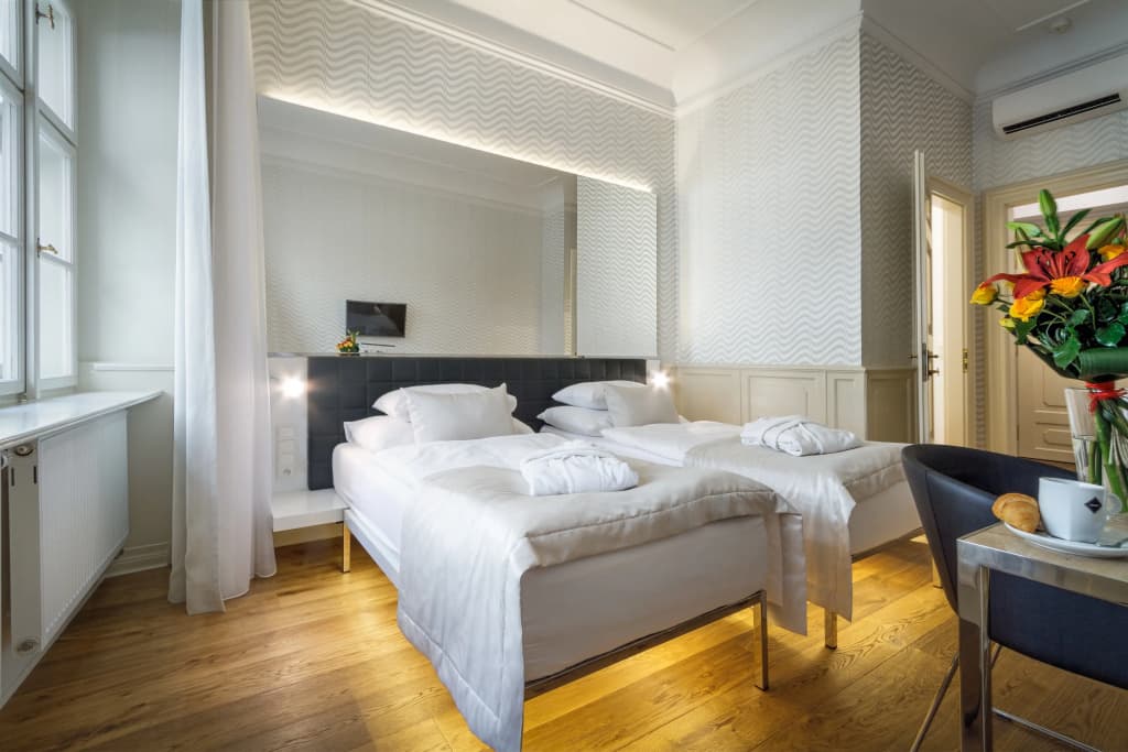 Hotel Golden Star - photo 4
