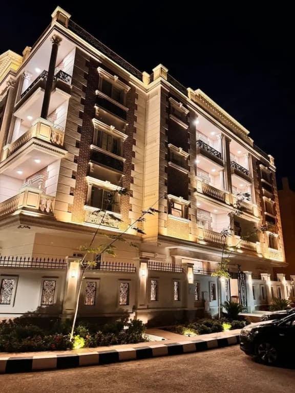 White Palace Serviced Apartments - photo 2