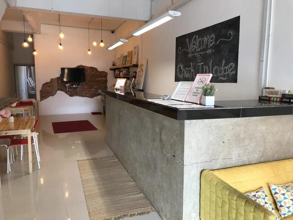 Check In Lodge - main photo