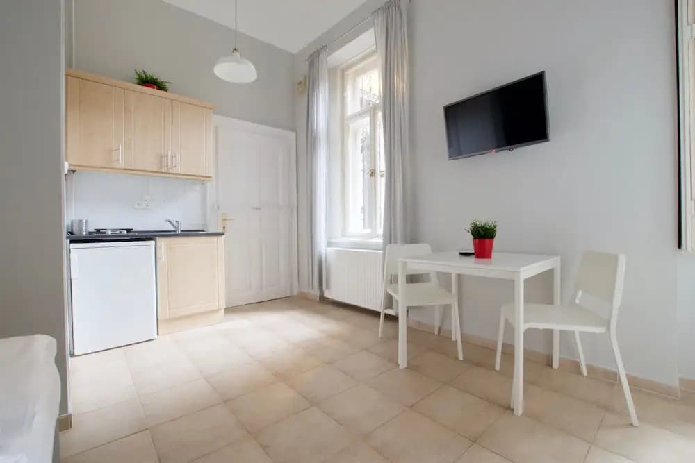 Budget Apartment by Hi5 - Palace Quarter - photo 11