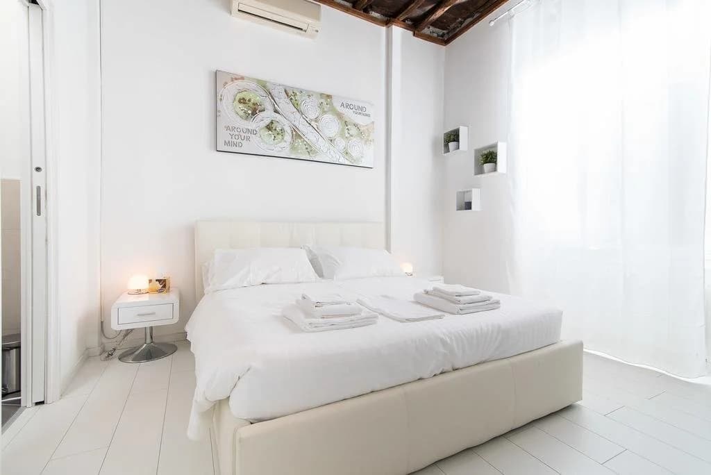White Ostilia Apartments - photo 14