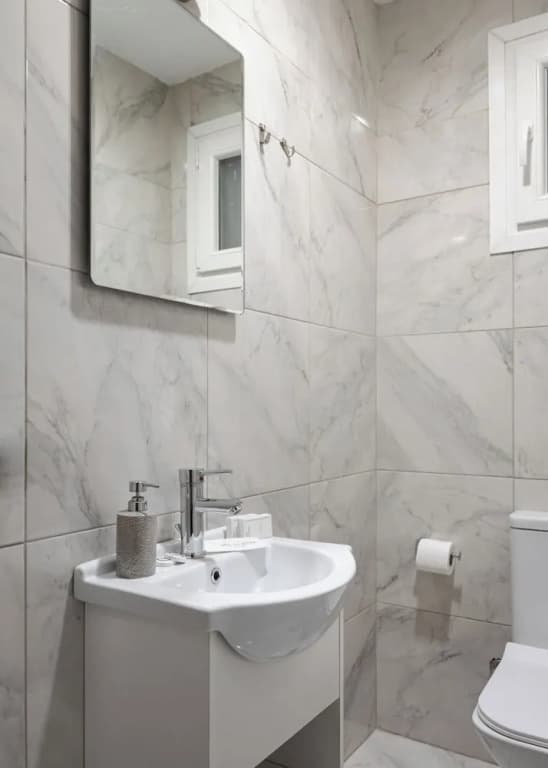 Akadimias Kolonaki Comfort Apartment - photo 7