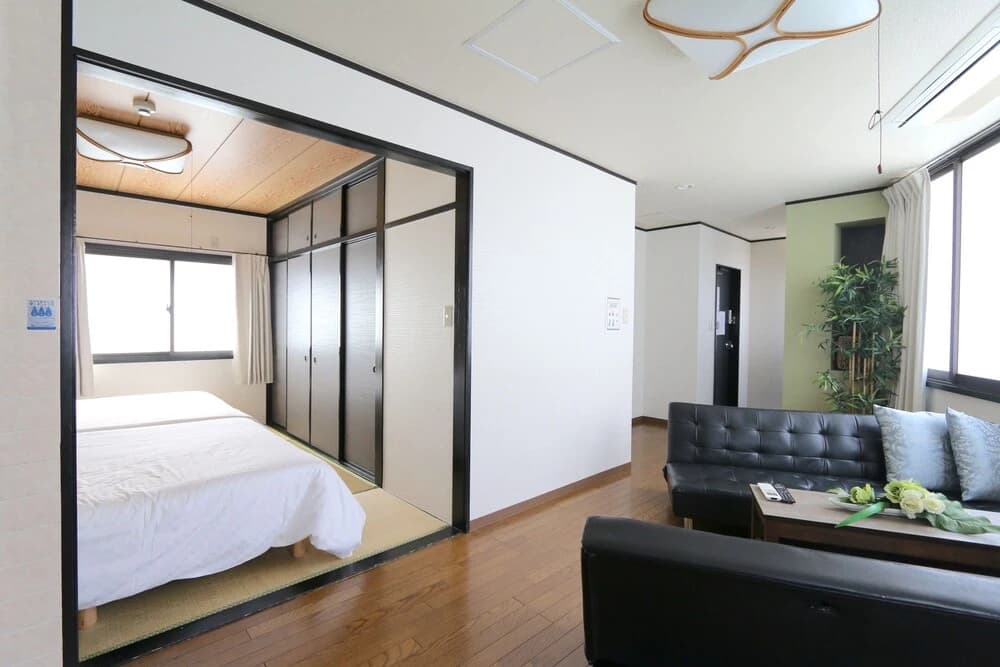 Guest House Liz Nakazaki-cho - photo 2
