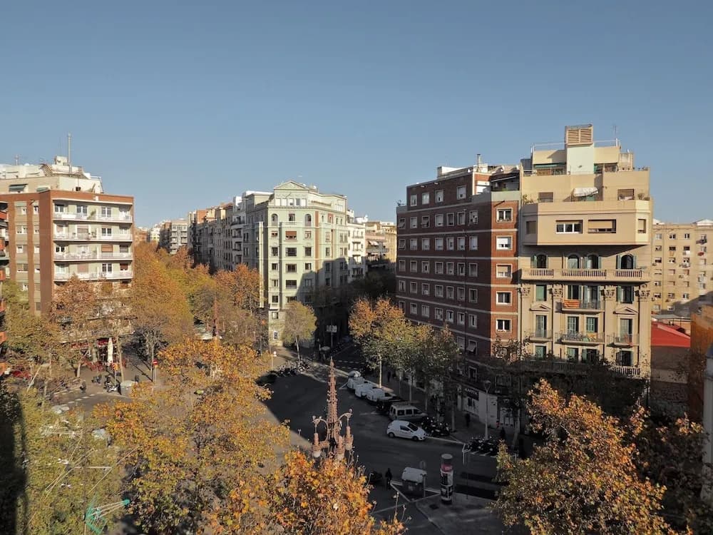 Gaudí Views - photo 15