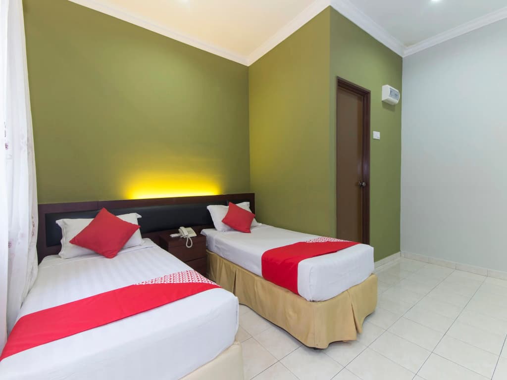 Bayu View Hotel Klang - photo 6